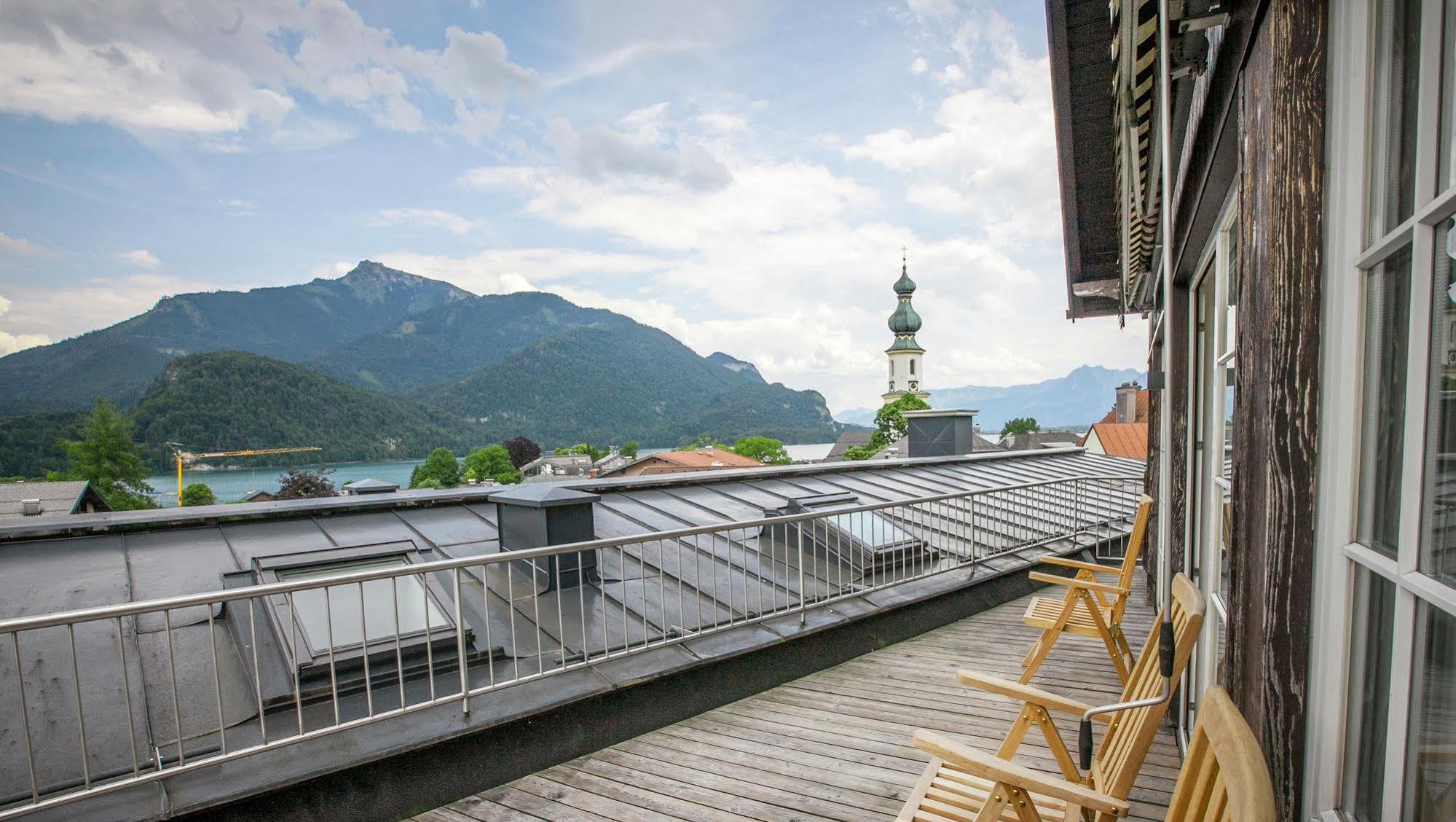 Hotel Gasthof Zur Post Sankt Gilgen Exterior foto